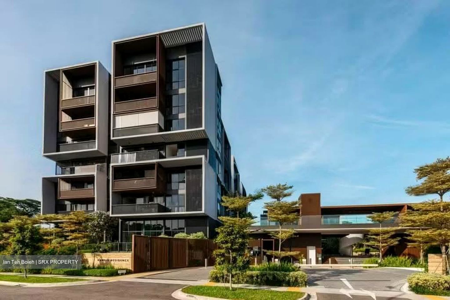 Kandis Residence (D27), Condominium #535839521